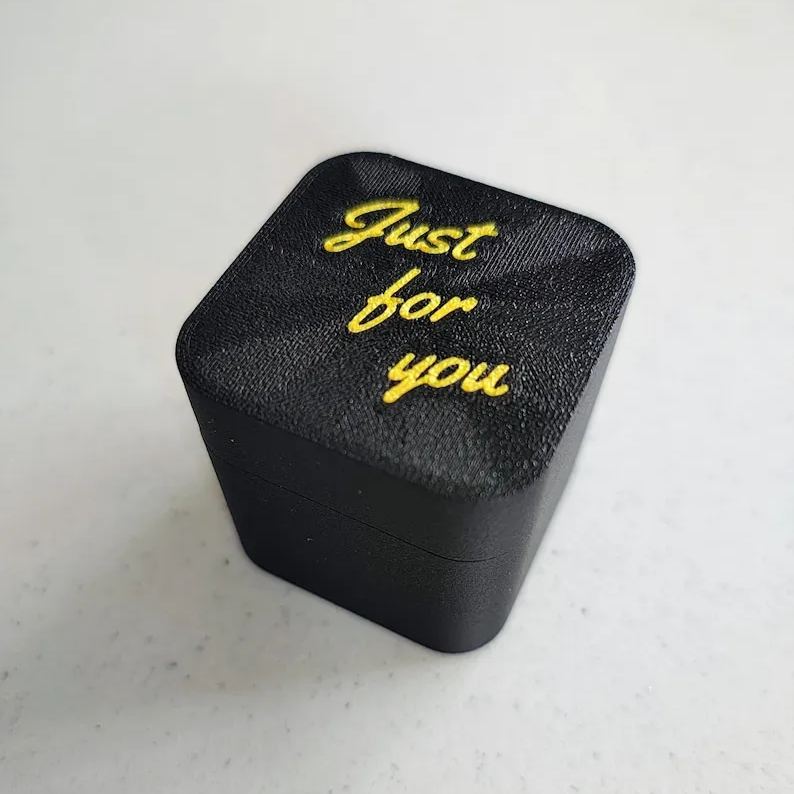 🎁Middelvinger in een doos