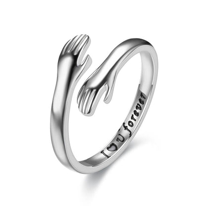 De ring die een liefdevolle knuffel symboliseert