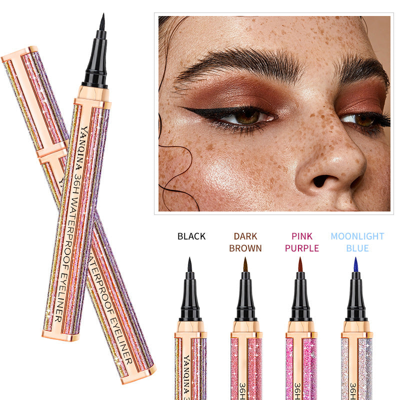 Gekleurde waterproof eyeliner