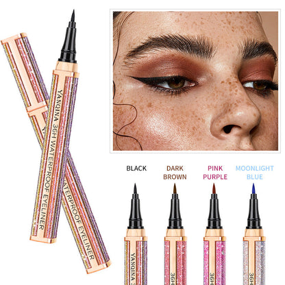 Gekleurde waterproof eyeliner