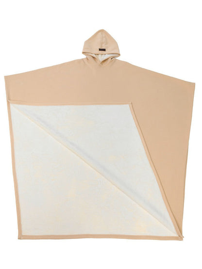 Losse cape met capuchon