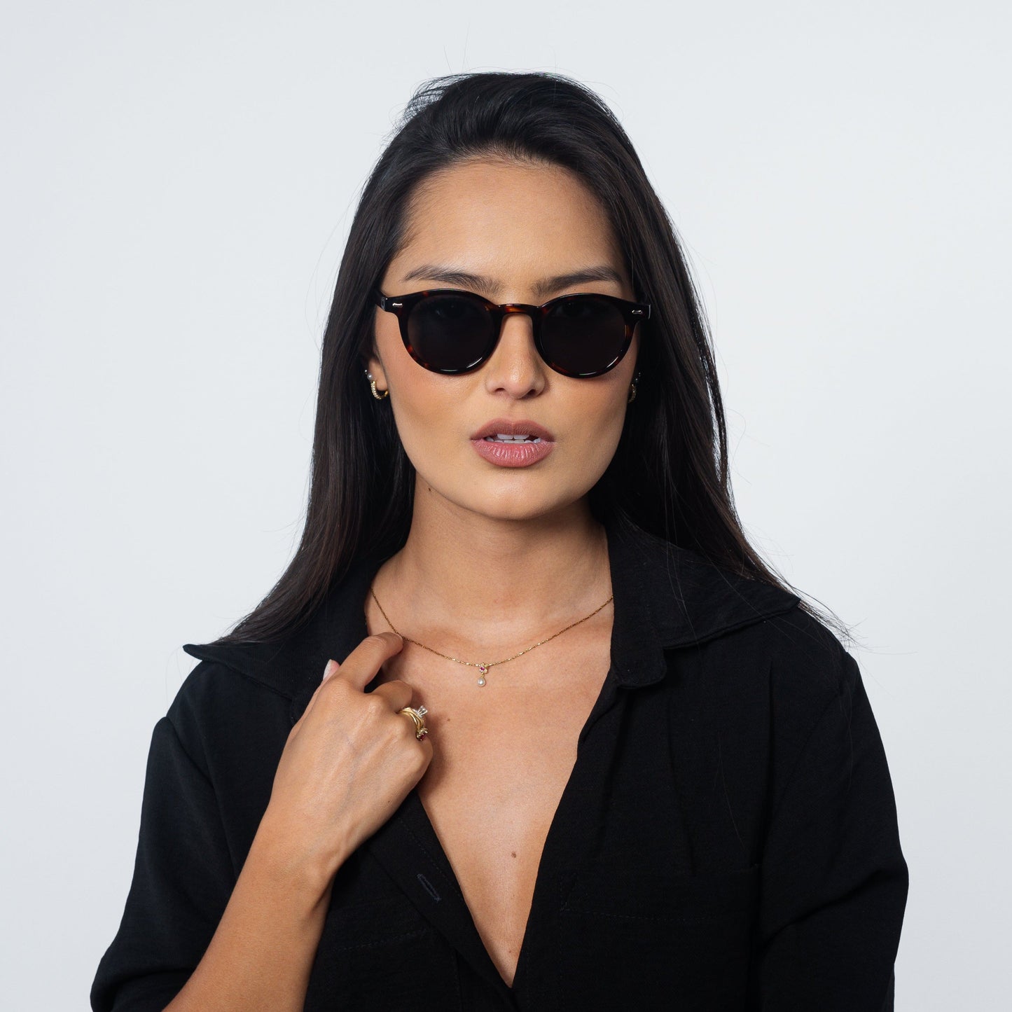 ✨Retro ronde zonnebril met klinknagels✨